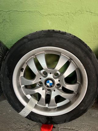 Llantas BMW 16 con neumáticos invierno