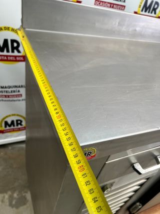 Frente mostrador 3 puertas