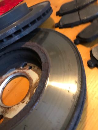 Frenos Disco y Pastillas Ford Fiesta 2009