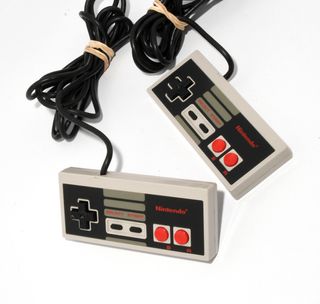 Consola Nintendo NES con Caja y Mandos