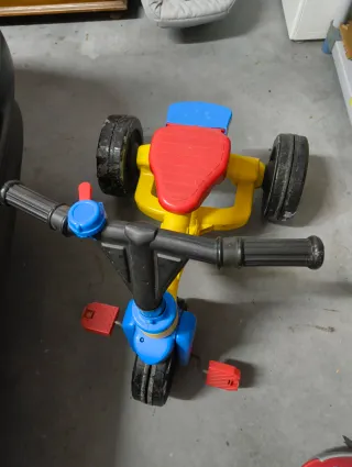 Triciclo Infantil Amarelo e Azul