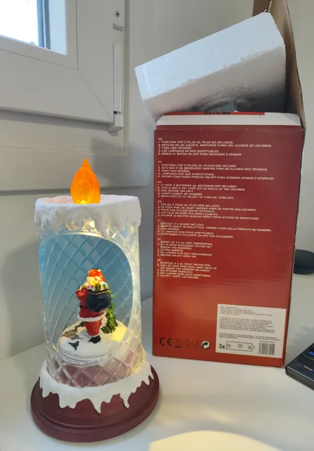 Vela LED Navideña con Movimiento