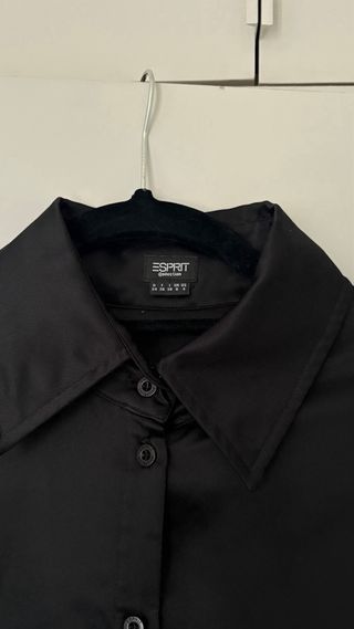 Blusa Esprit Negra Mujer