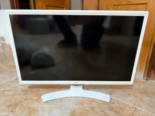 TV LG 24 Blanca NO Smart TV