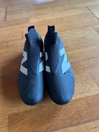 Botas de fútbol New Balance Tekla Negras