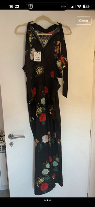 Mono Zara con aberturas laterales