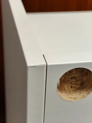 Mesa de noche IKEA blanca HAUGA