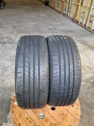 Vendo 2 Neumáticos en perfecto estado