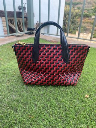 Bolso Bimba y Lola tejido rojo y negro
