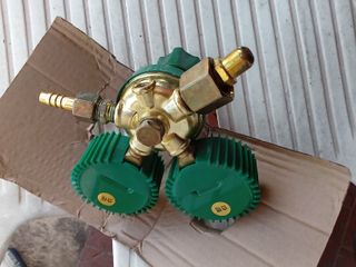 Riduttore di pressione ossigeno