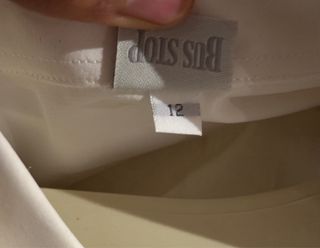 Traje de comunión blanco y dorado