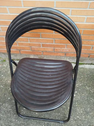 Sillas plegables negras plástico y metal