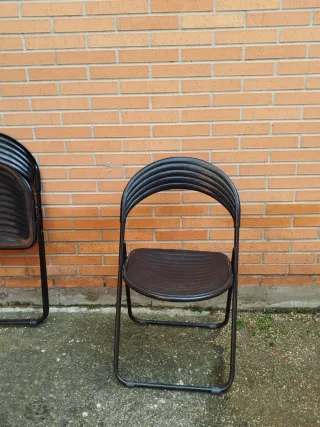 Sillas plegables negras plástico y metal