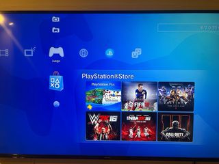 PS3 con 27 juegos y 2 mandos