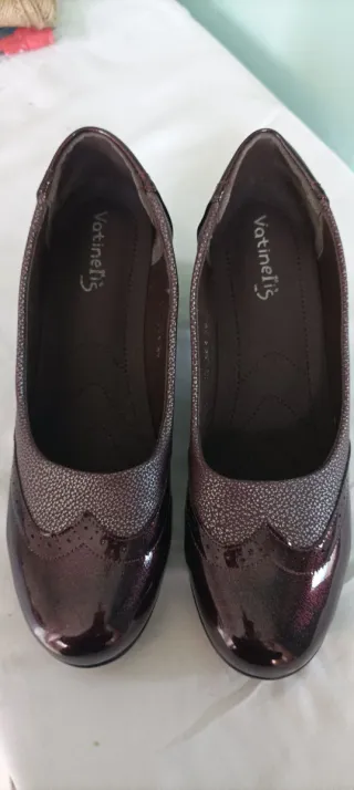 Zapatos mujer burdeos