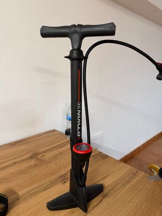 Bomba de aire Btwin 500.