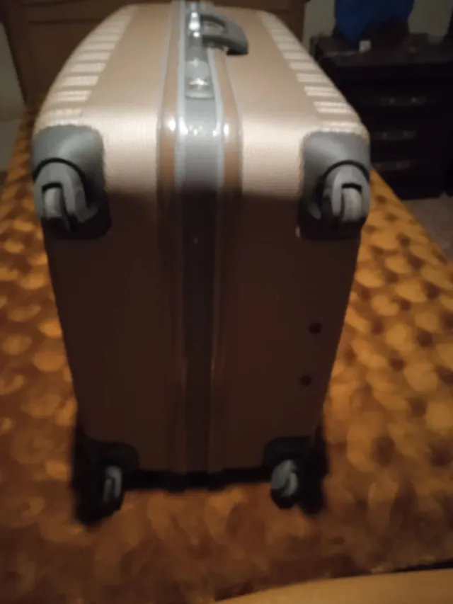Maleta Grande Dura Beige con Funda