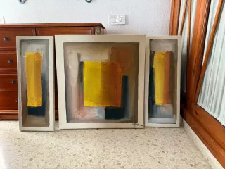 Cómoda, mesita noche y espejo