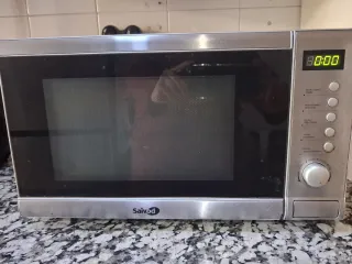 Horno Microondas con Grill Saivod