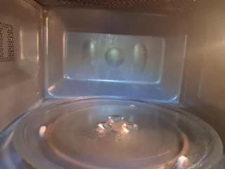 Horno Microondas con Grill Saivod