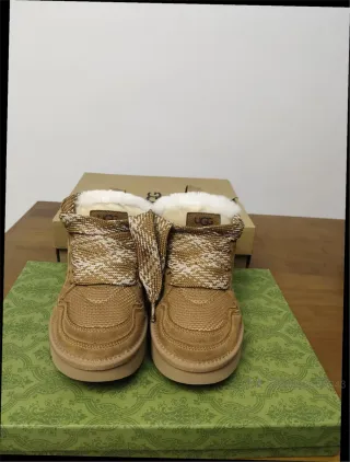 UGG Lowmel Chestnut/Dune