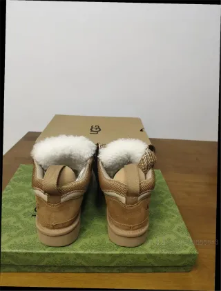 UGG Lowmel Chestnut/Dune