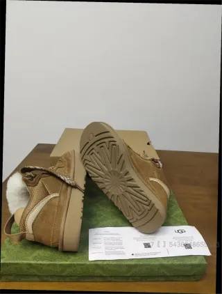 UGG Lowmel Chestnut/Dune