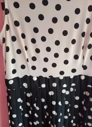Vestido Zara lunares blanco y negro