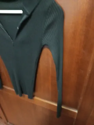 Maglioncino Zara con zip costine nero M