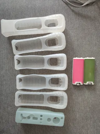 Accesorios para Wii: Mandos, Fundas, Cables y Más