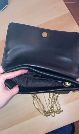 Bolso de piel negro Zara
