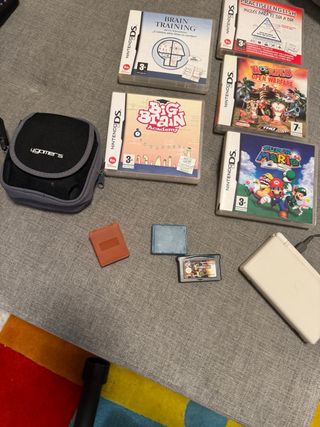 Nintendo DS con 5 juegos