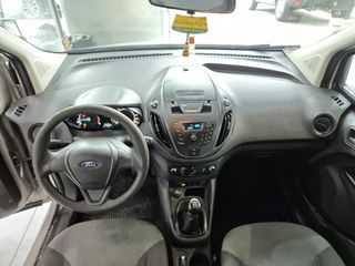 Ford Tourneo Courier 2015