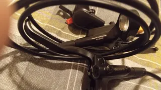 Frenos Disco Hidráulicos Shimano BL-MT200