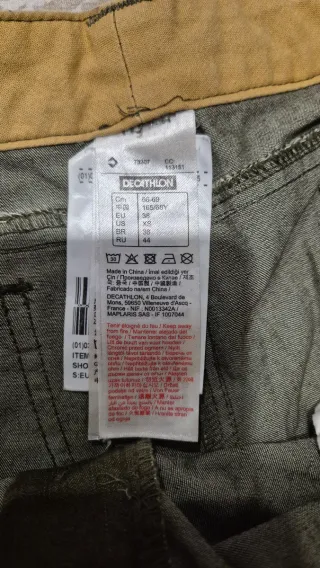 Pantalón corto verde militar