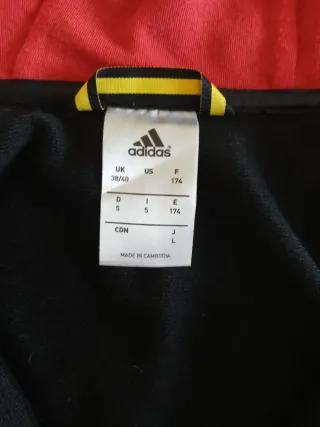 Chaqueta Adidas Negra y Naranja Talla M