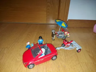 Playmobil Coche Rojo con Remolque y Moto