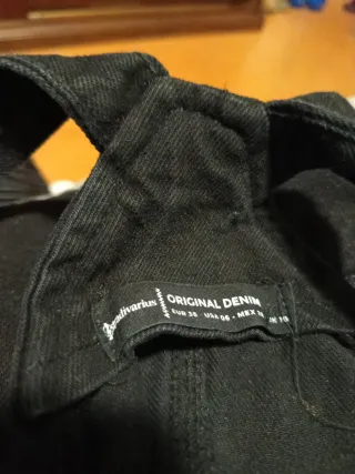 Salopette Stradivarius nera in jeans taglia M