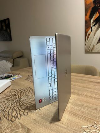 HP 15 AMD Athlon  8GB RAM  SSD NVMe 256GB
