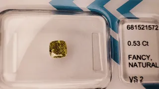 Diamante Amarillo Cushion