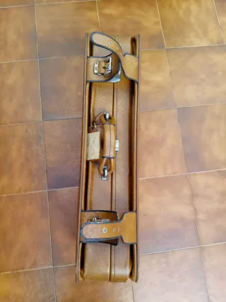 Maleta antigua de cuero marrón Gladiator