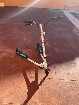 Patinete 3 Ruedas Blanco y Verde