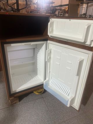 Nevera mini bar Dometic