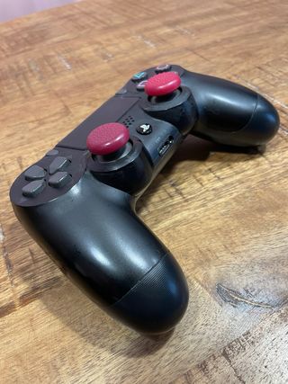 Ps4 Slim 500GB + 2 Mandos + Batman Arkham Knight