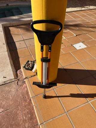 Pogo Stick Naranja y Negro