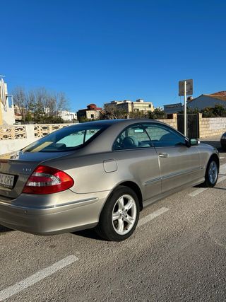 Mercedes-Benz  CLK 2004