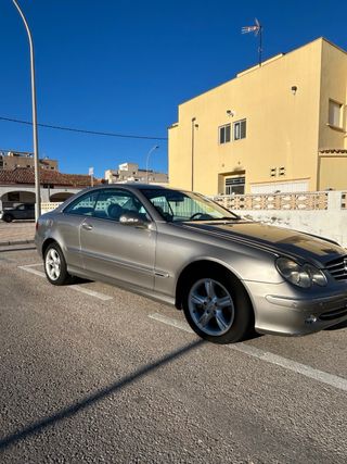 Mercedes-Benz  CLK 2004