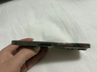 iPhone 14 Pro Dorado