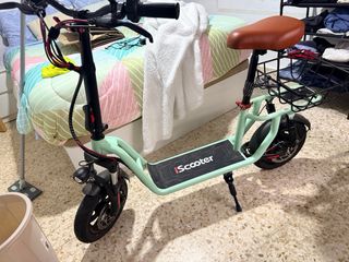 Patinete Eléctrico iScooter con Asiento