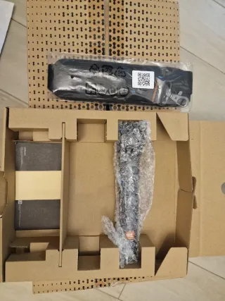 Altavoz JBL PartyBox On-The-Go Negro